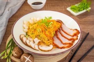 Mì ăn liền của Acecook Việt Nam có thể tự do biến tấu theo cả 2 phong cách
