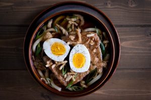 Ngày nay, mì udon được biến tấu theo nhiều phong cách khác nhau - Ảnh: megiswell