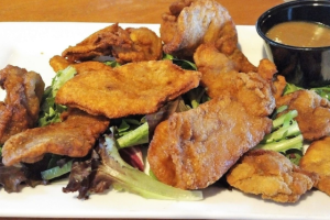 Rocky Mountain Oysters được làm từ… tinh hoàn bò chiên giòn